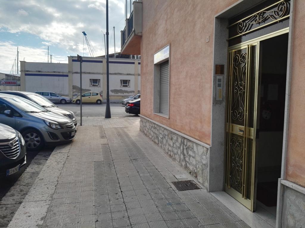 L'Oasi Del Porto Bed & Breakfast Trapani Dış mekan fotoğraf