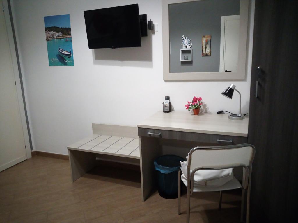 L'Oasi Del Porto Bed & Breakfast Trapani Dış mekan fotoğraf